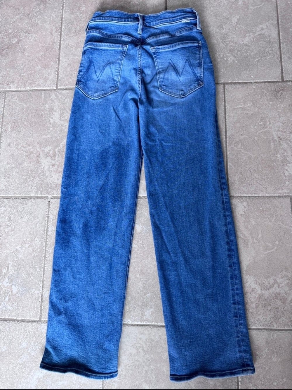 MOTHER The Rambler Flood Wide-Leg Jeans in Medium Blue Wash